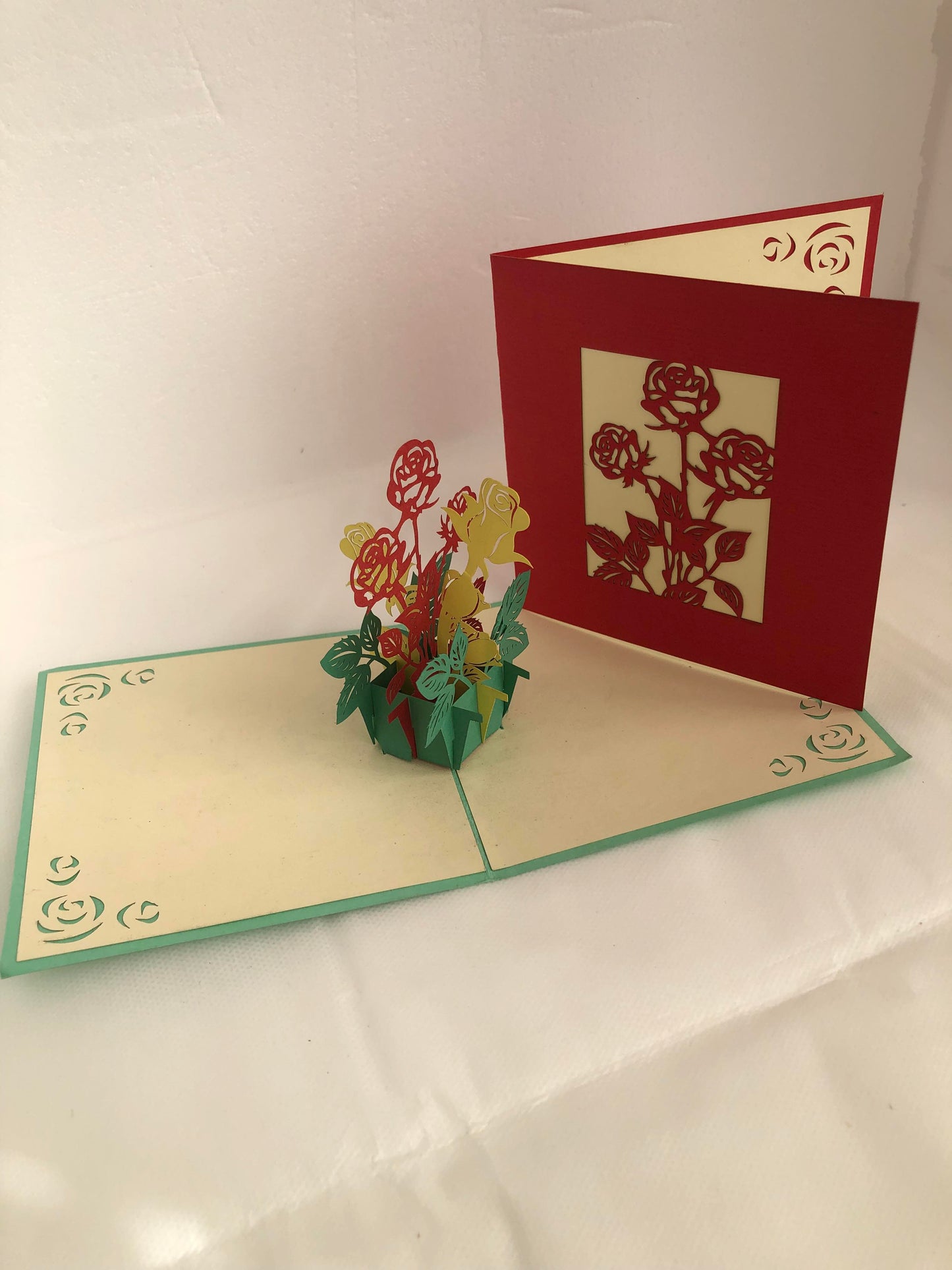 Small Pop Up Card Roses