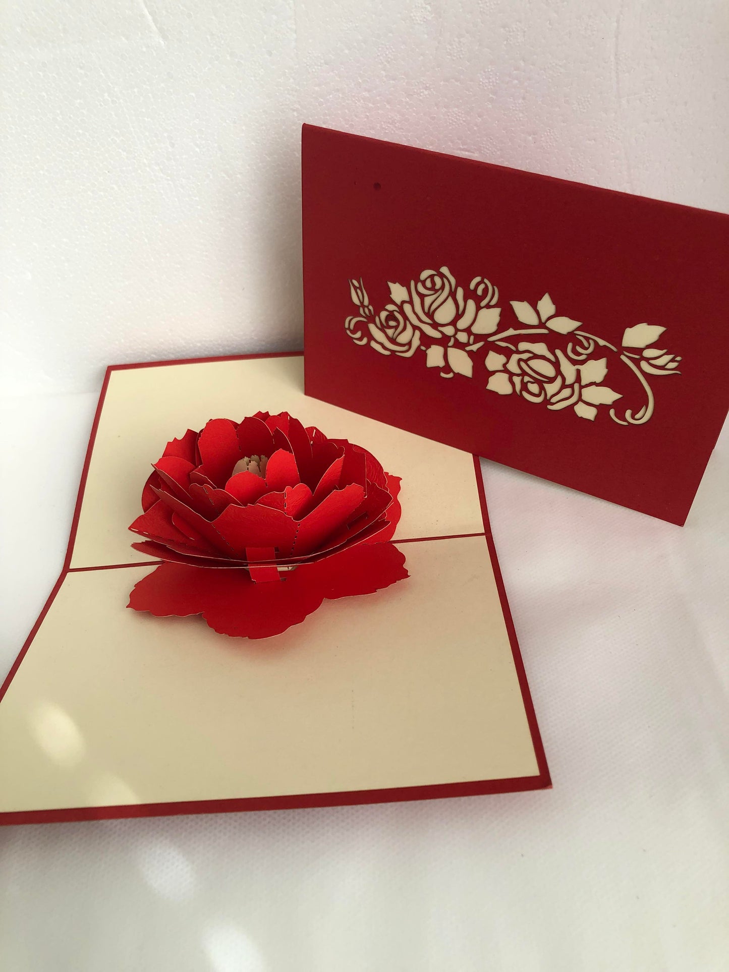 Medium Pop Up Card Flower Rose