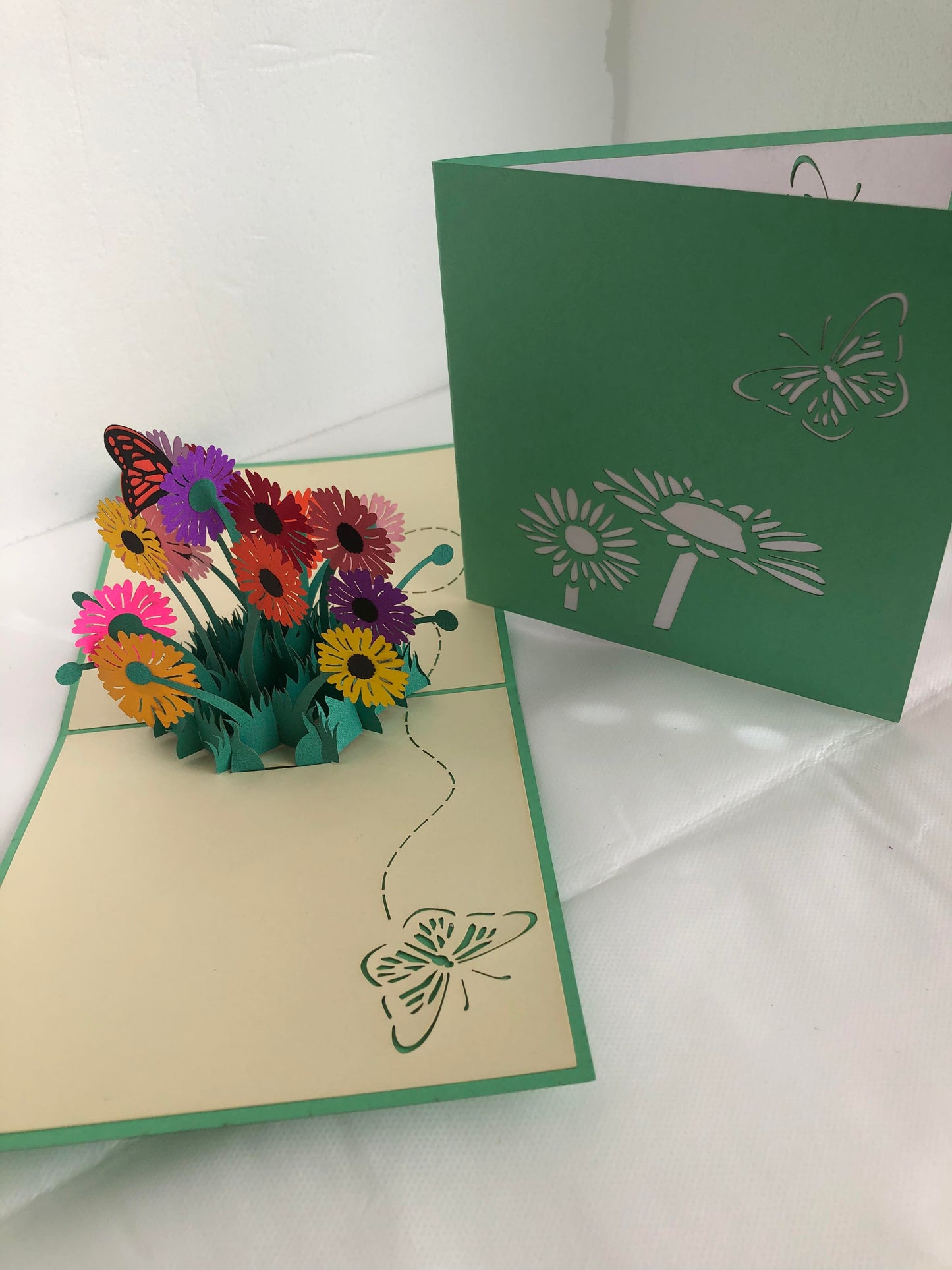 Medium Pop Up Card Flower Daisy